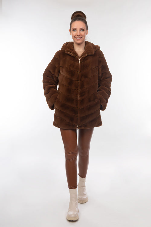 Petite M. Kunstpelz Jacke mit Reissverschluss und Kapuze Kostenloser Versand international