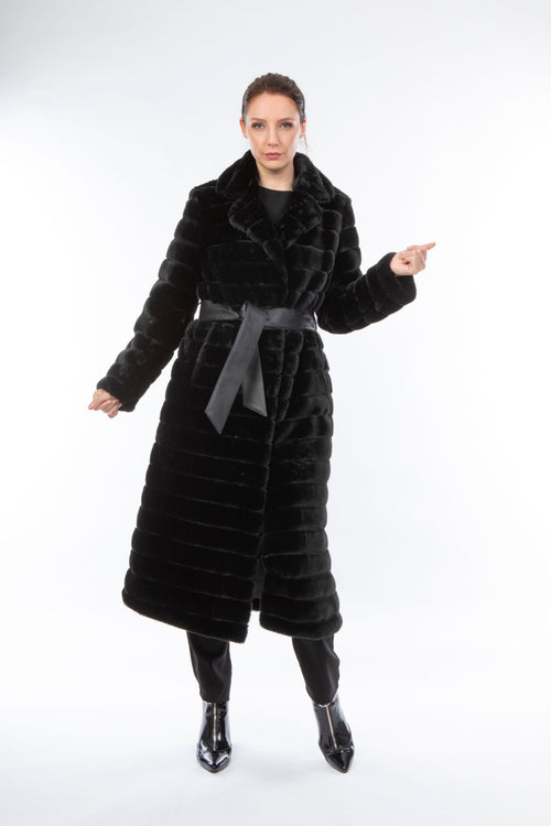 Petite M. Langer Kunstpelz Mantel in Schwarz Sonderangebot