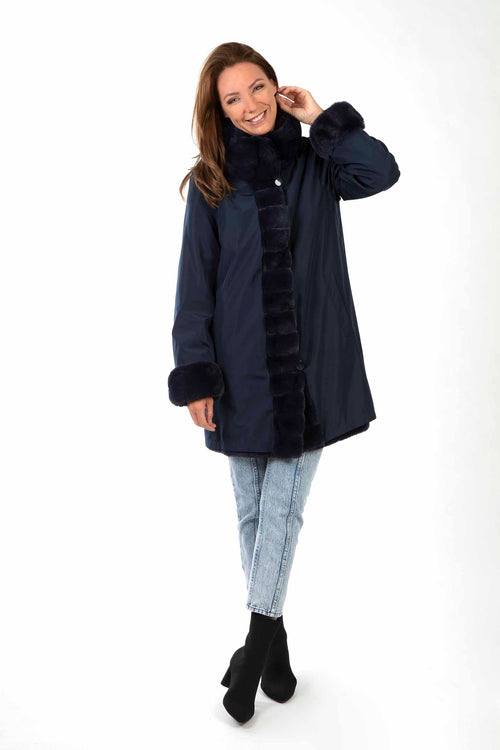 Petite M. Kunstpelz Jacke zum Wenden Blau Rabatte dieses Monats
