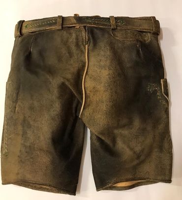 Pezzo D'oro Herrentrachtenlederhose kurz,braun antik finish,beige/grün bestickt,Größe 50 im Angebot