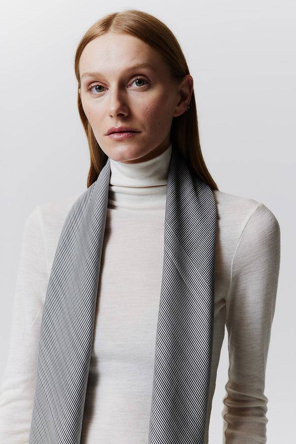 Prinz Berlin Seidentuch Stripes 123 Off-White Nur für heute