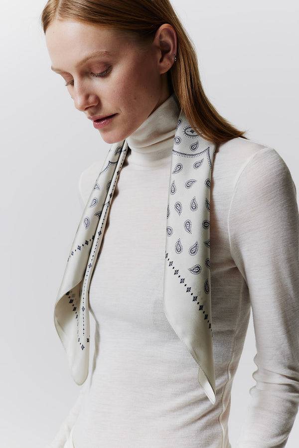 Prinz Berlin Seidentuch Paisley 70 Off-White Black Friday Preise