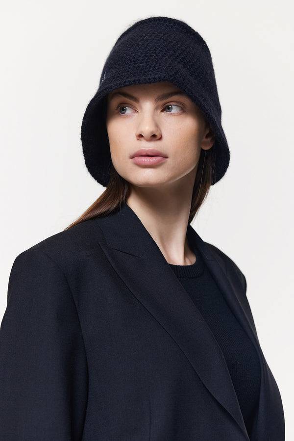 Prinz Berlin Kaschmir Bucket Hat Hand Crochet Schwarz Flash Sale