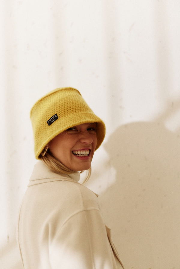 Prinz Berlin Kaschmir Bucket Hat Hand Crochet Gelb Exklusivangebot