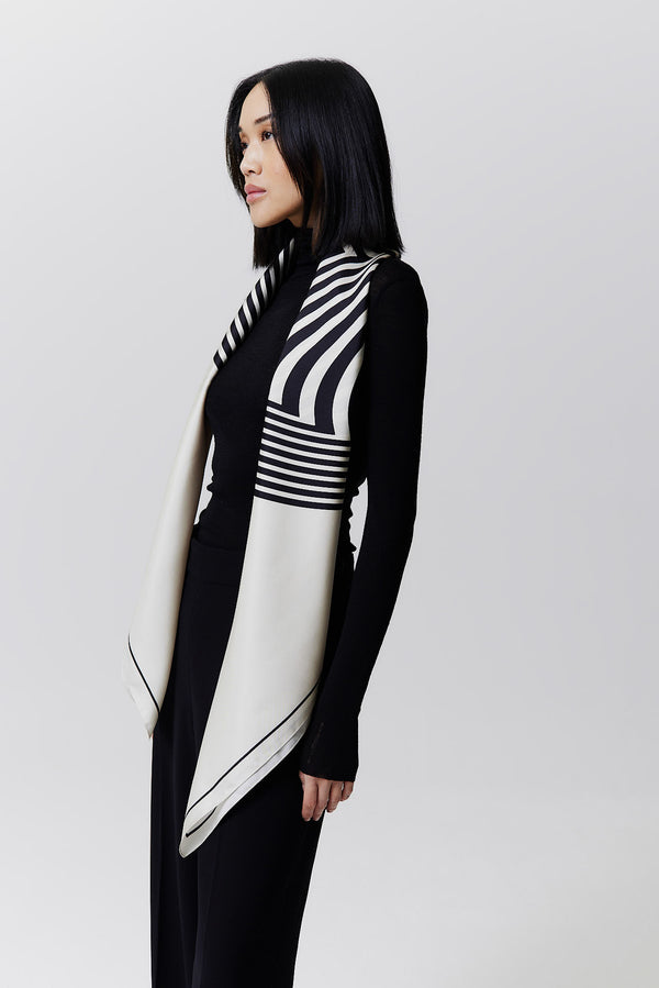 Prinz Berlin Seidentuch Swirl 123 Off-White Top Angebot