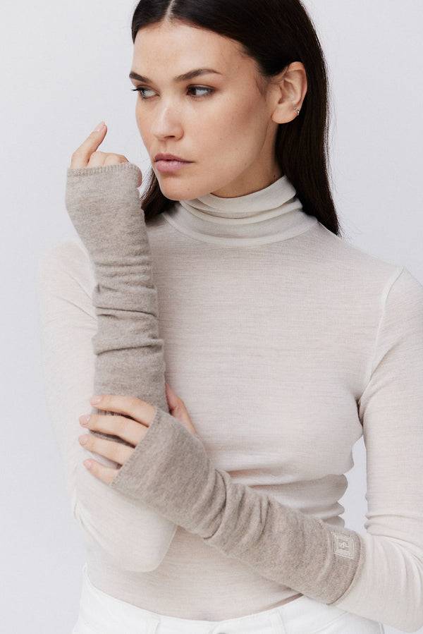 Prinz Berlin Kaschmir Arm Warmers Fine Knit Beige Räumungsverkauf