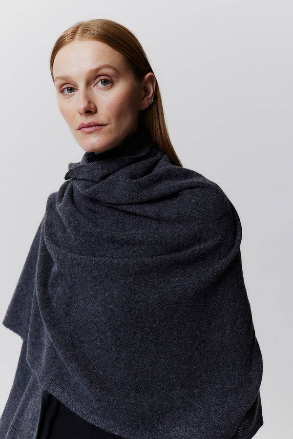 Prinz Berlin Kaschmir Schal Fine Knit Graphit Kauf eins, bekomm eins gratis