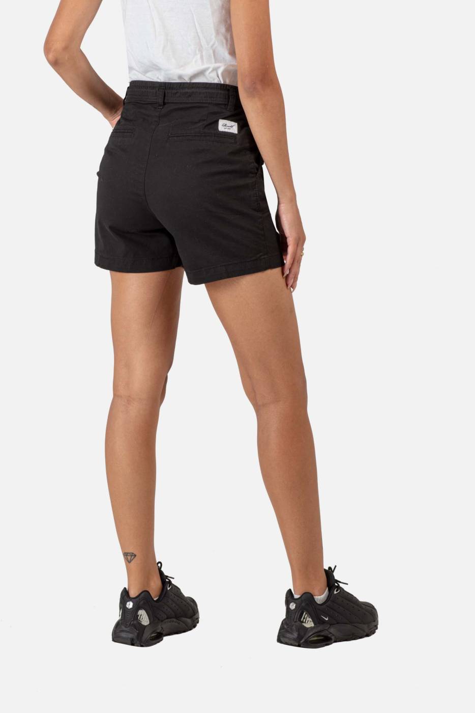 Reell Reflex Women LW Easy Short 50% Rabatt für begrenzte Zeit