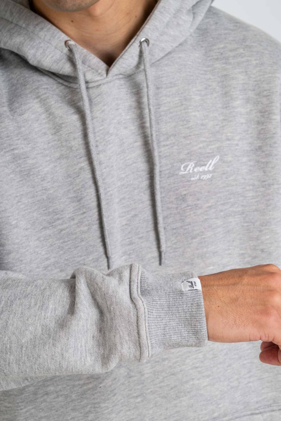 Reell Staple Logo Hoodie 50% Rabatt mit kostenlosem Versand