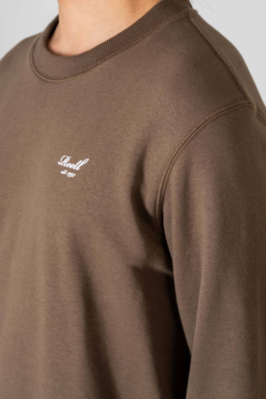 Reell Staple Terry Crewneck im Angebot