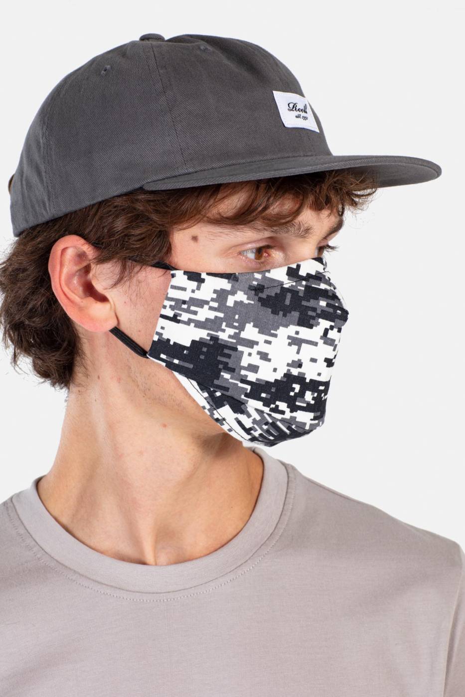 Reell Facemask Auslauf