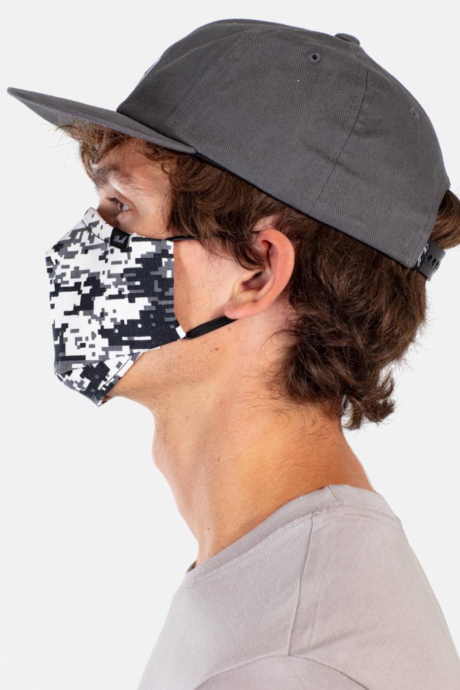 Reell Facemask Auslauf