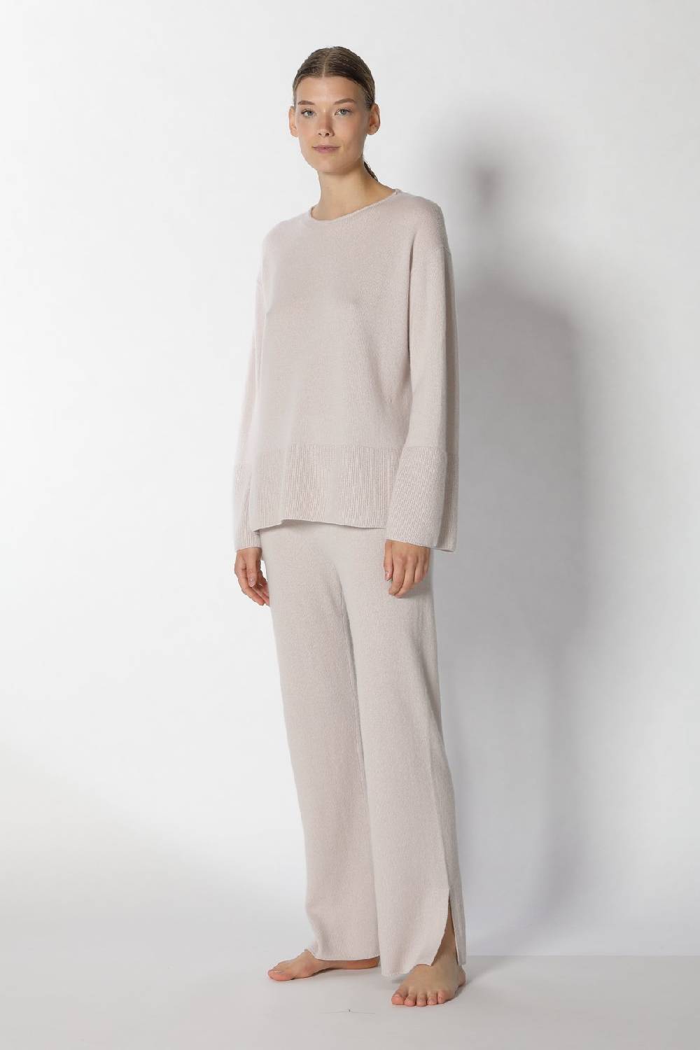 Sminfinity pure A jumper + pure slitted pants Zeitbegrenzte Promotion