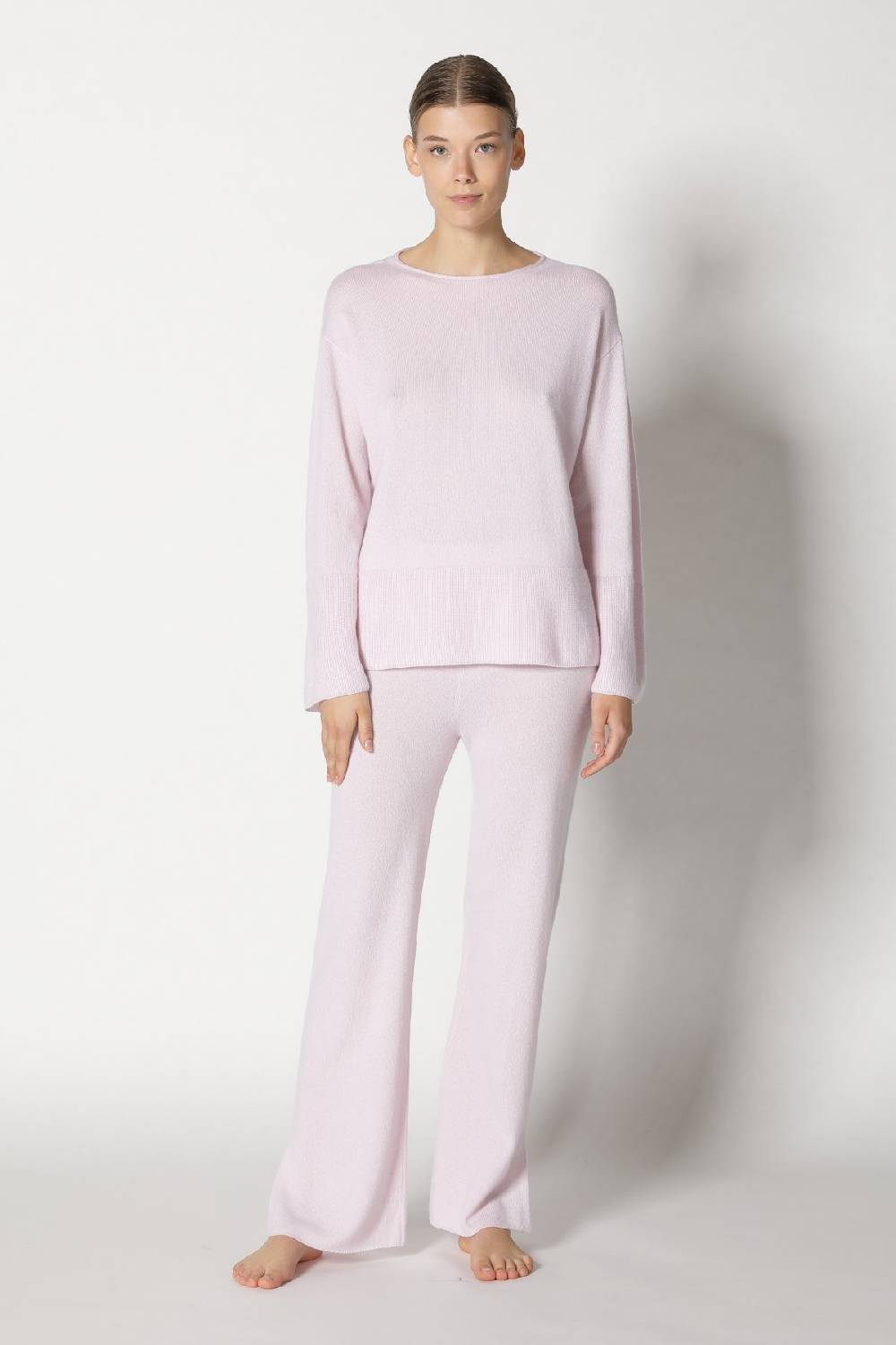 Sminfinity pure A jumper + pure slitted pants 50% Rabatt mit kostenlosem Versand