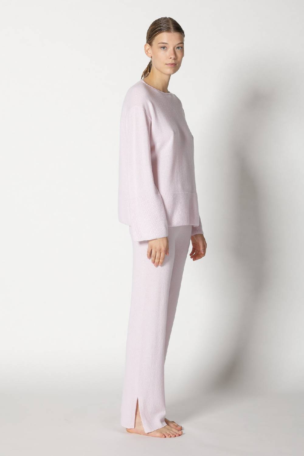 Sminfinity pure A jumper + pure slitted pants 50% Rabatt mit kostenlosem Versand