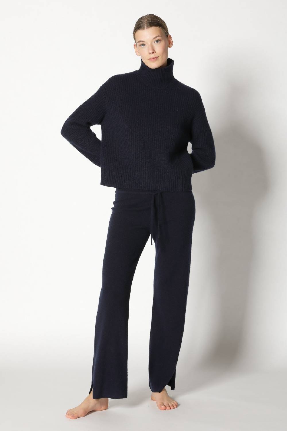 Sminfinity pure icon rib turtle + pure slitted pants Online Shopping