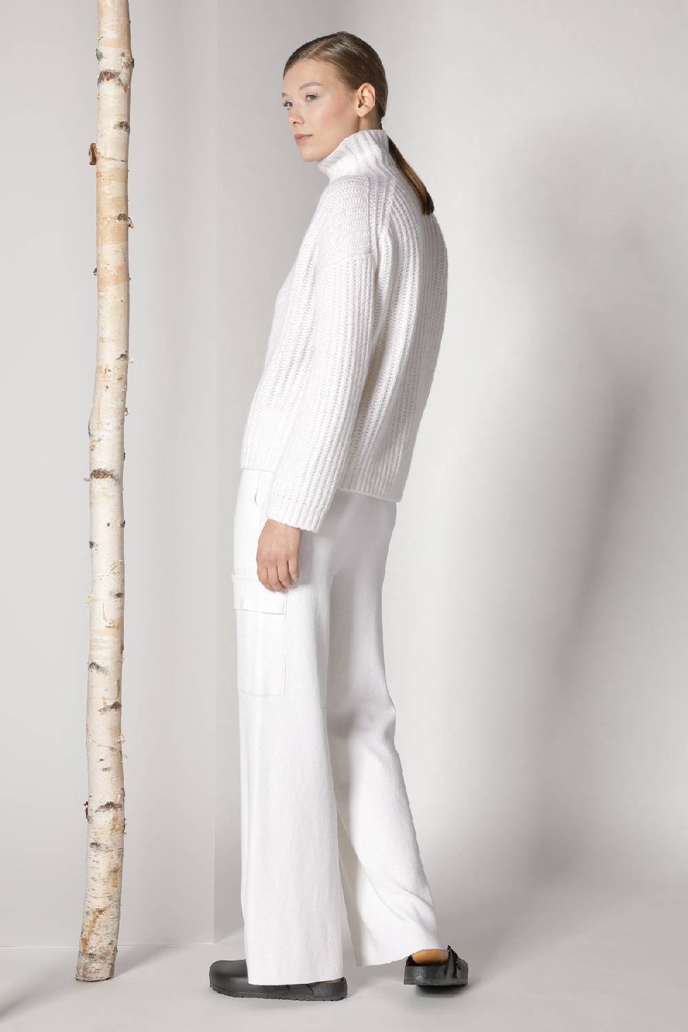 Sminfinity blurry ribbed turtleneck + cargo bellbottom pants Valentinstagsangebot