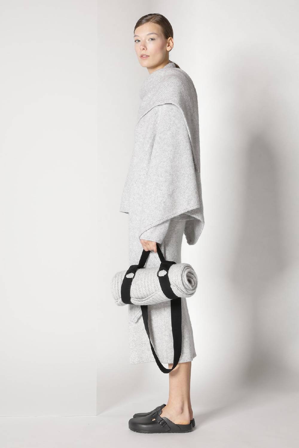 Sminfinity blurry triangle scarf + blurry crew jumper + blurry tulip skirt Neueste Mode