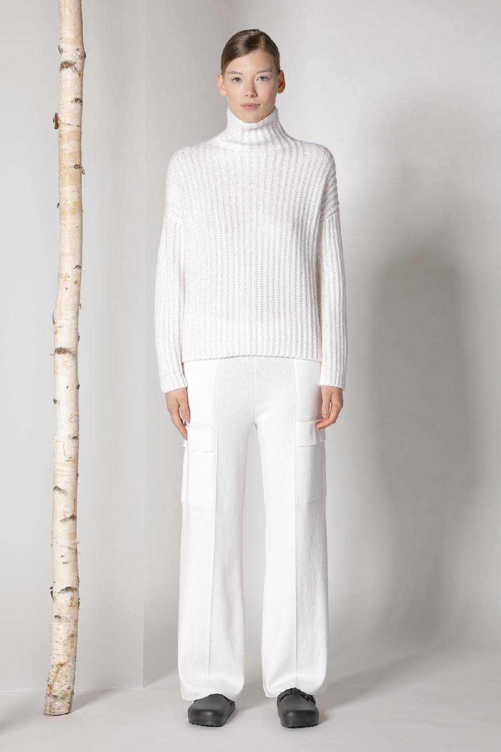 Sminfinity blurry ribbed turtleneck + cargo bellbottom pants Neuheiten