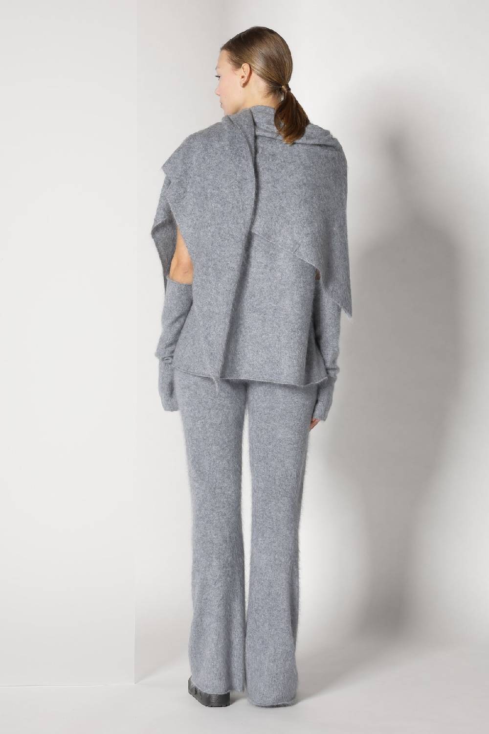 Sminfinity furry triangle scarf + furry A top + furry pants Super Rabatt