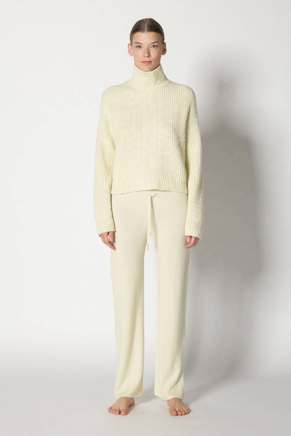 Sminfinity pure icon rib turtle + pure slitted pants Fabrik Onlineshop