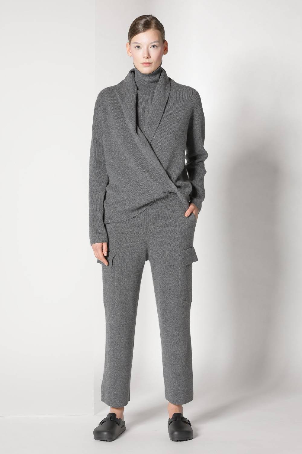 Sminfinity chilly loose jacket + chilly fitted turtleneck + chilly cargo pants Begrenzte Freigabe