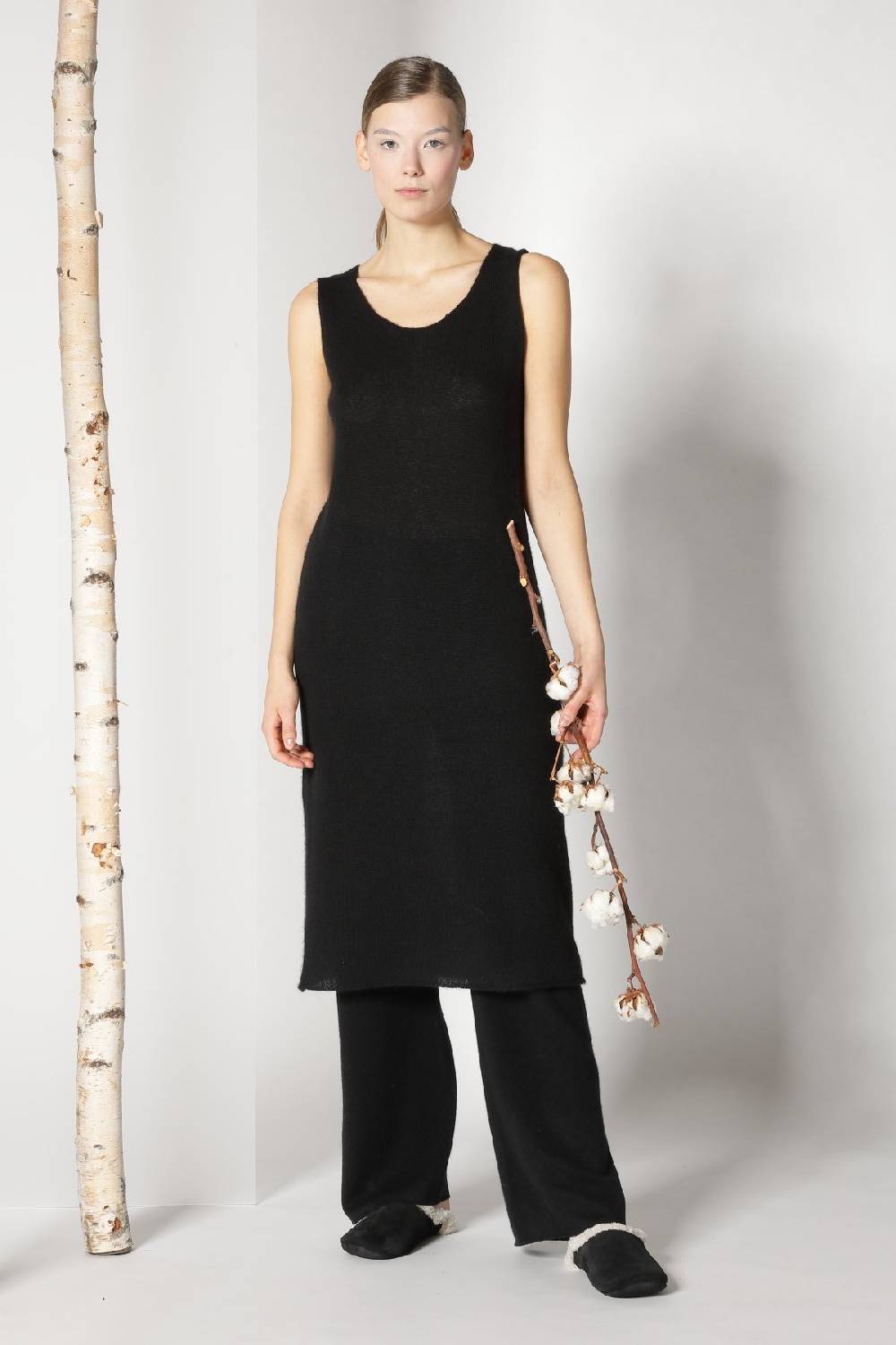 Sminfinity fluffy ribbed maxi coat + fluffy 1 Ply tank dress + pure slitted pants Fabrikladen