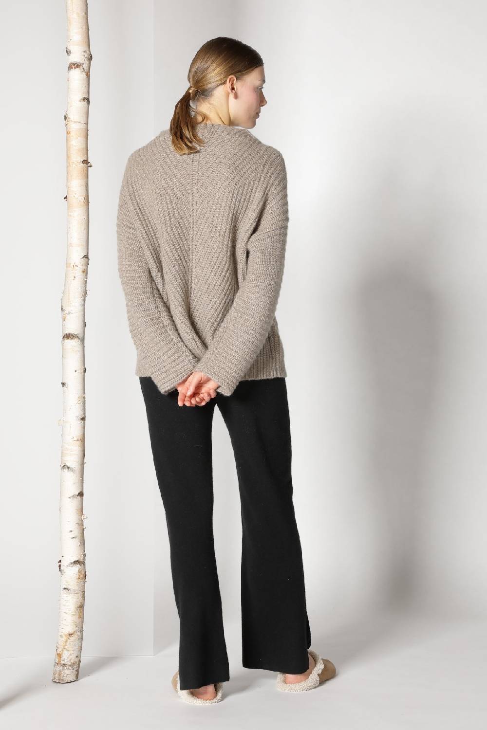 Sminfinity fluffy ribbed cone jumper + pure slitted pants Rabatte dieses Monats
