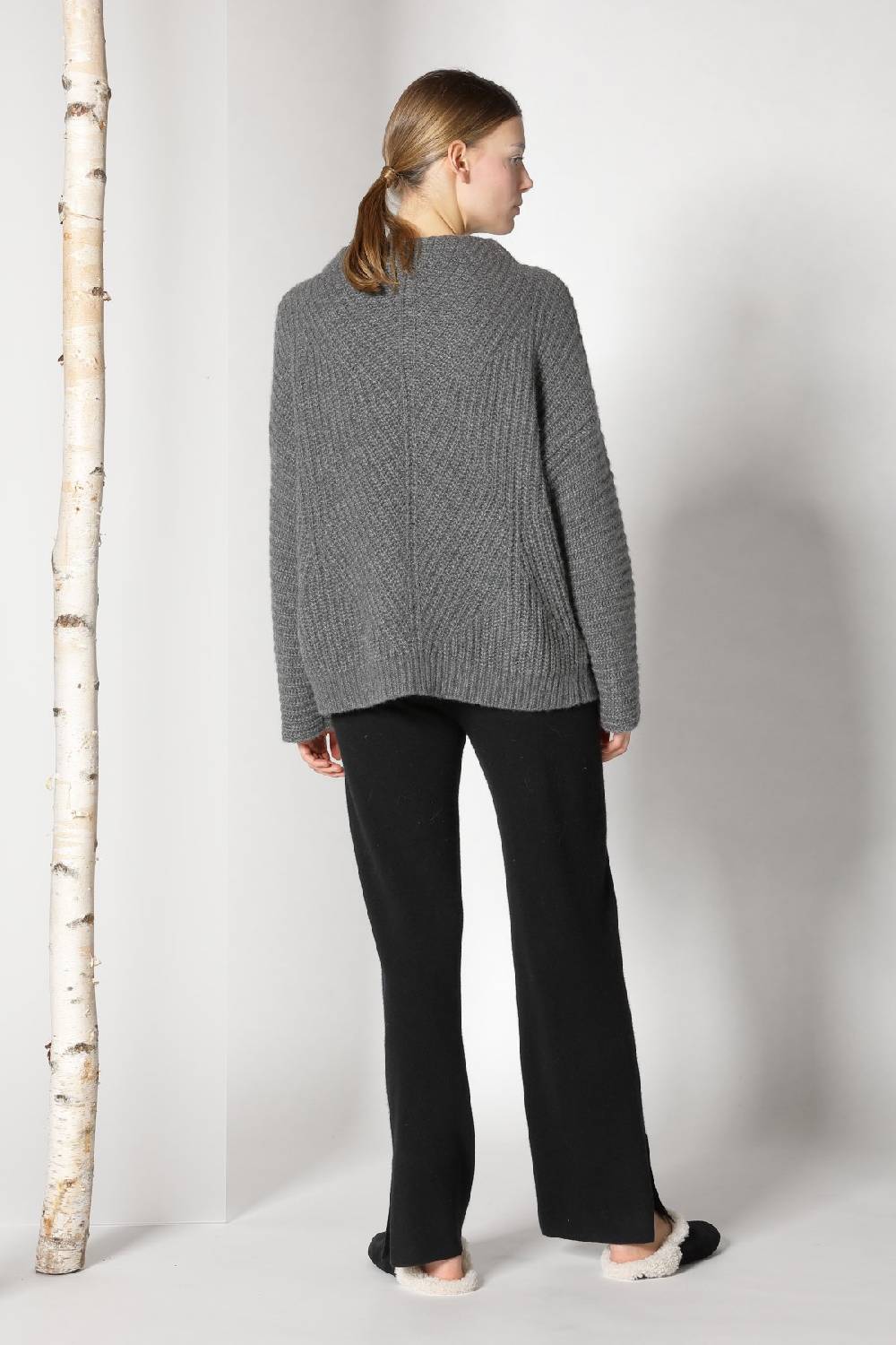 Sminfinity fluffy ribbed cone jumper + pure slitted pants Verkauf