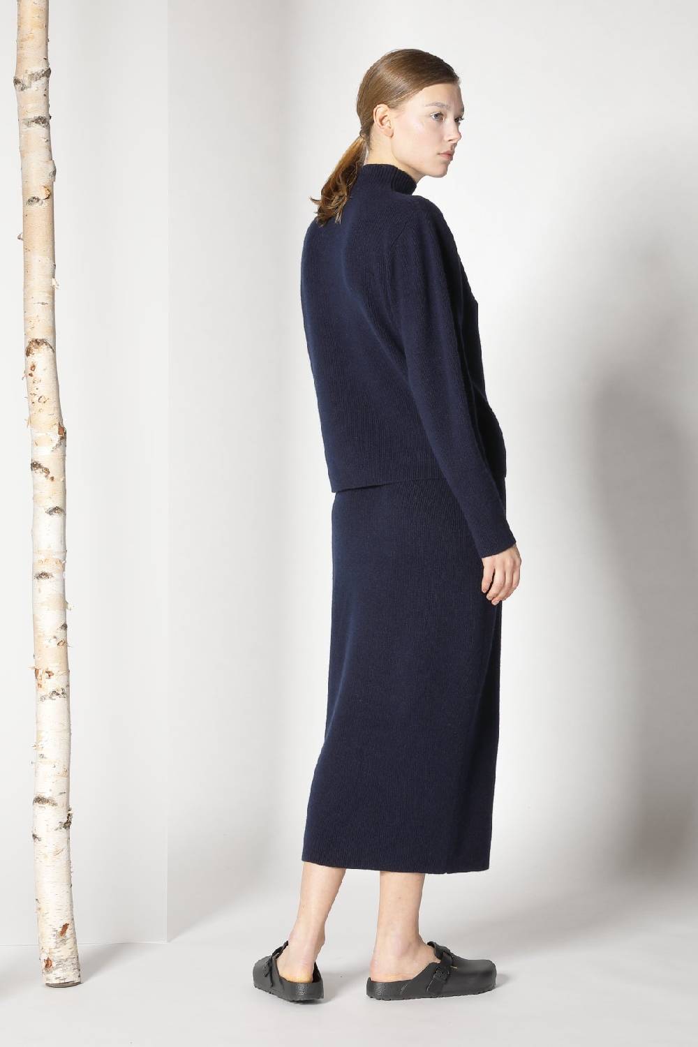 Sminfinity pure all needle jumper + pure all needle tulip skirt Fabrikverkauf