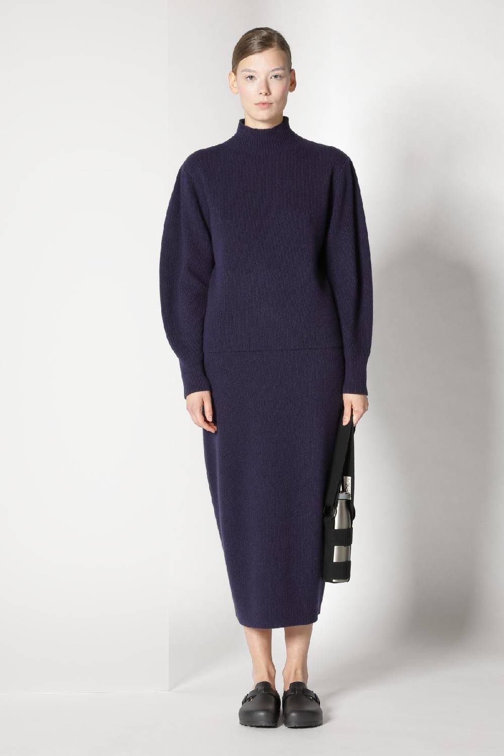 Sminfinity pure all needle jumper + pure all needle tulip skirt Fabrikverkauf