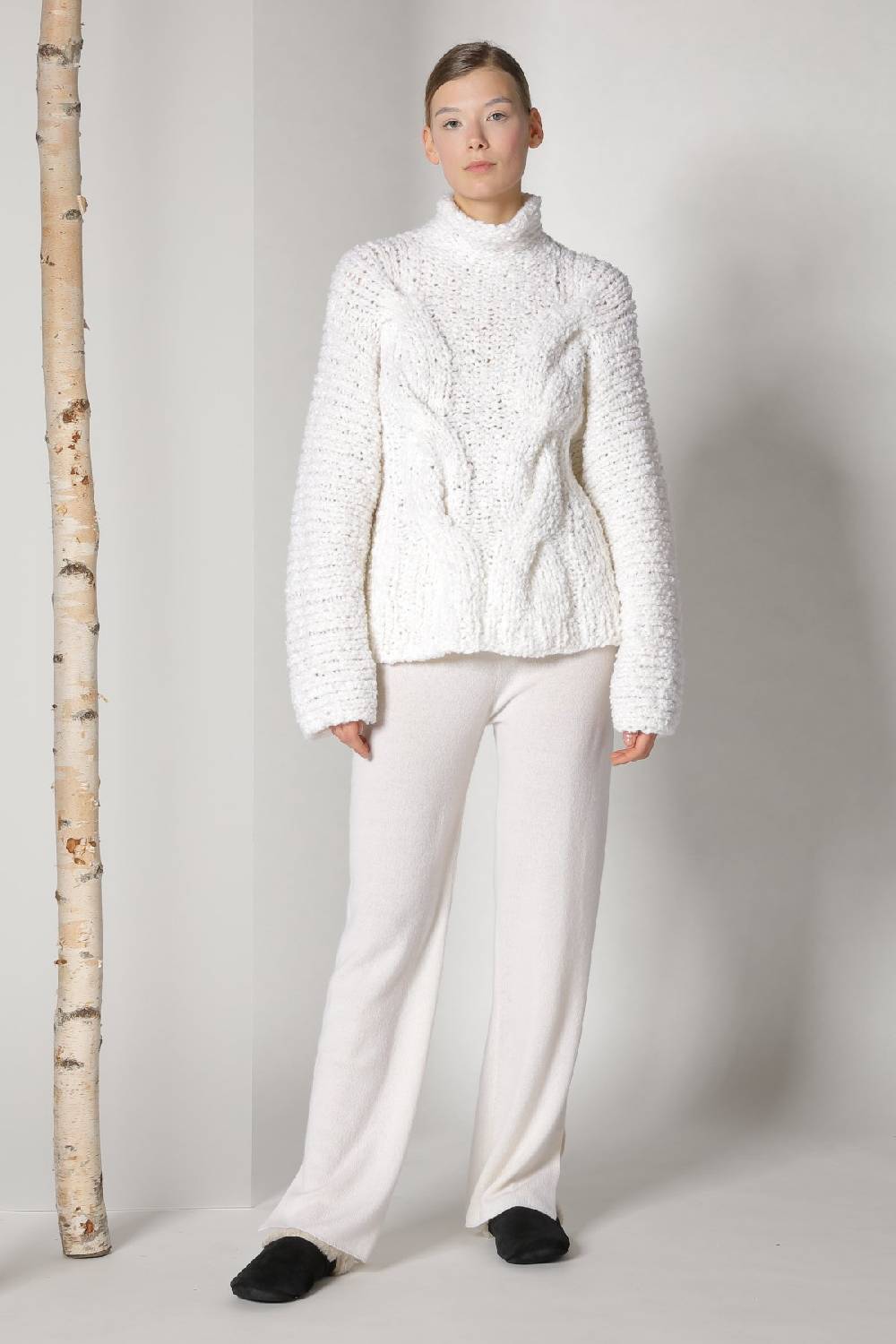 Sminfinity handknitted cable jumper + pure slitted pants Limitierter Zeitrabatt