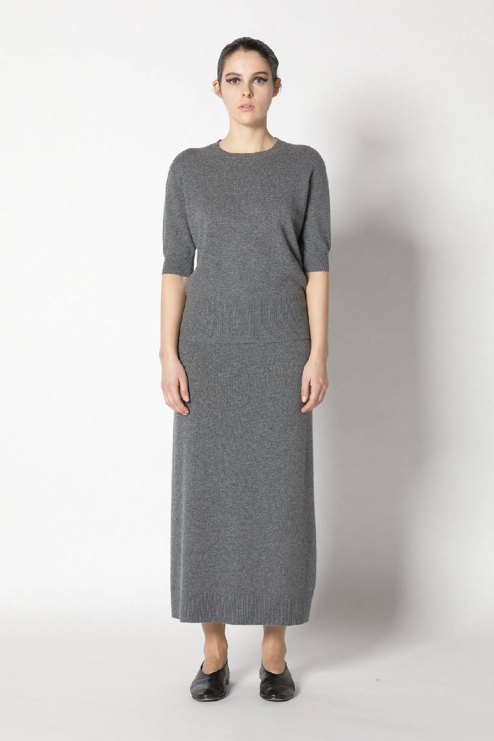 Sminfinity infinite crew T + pure A skirt Osterangebot