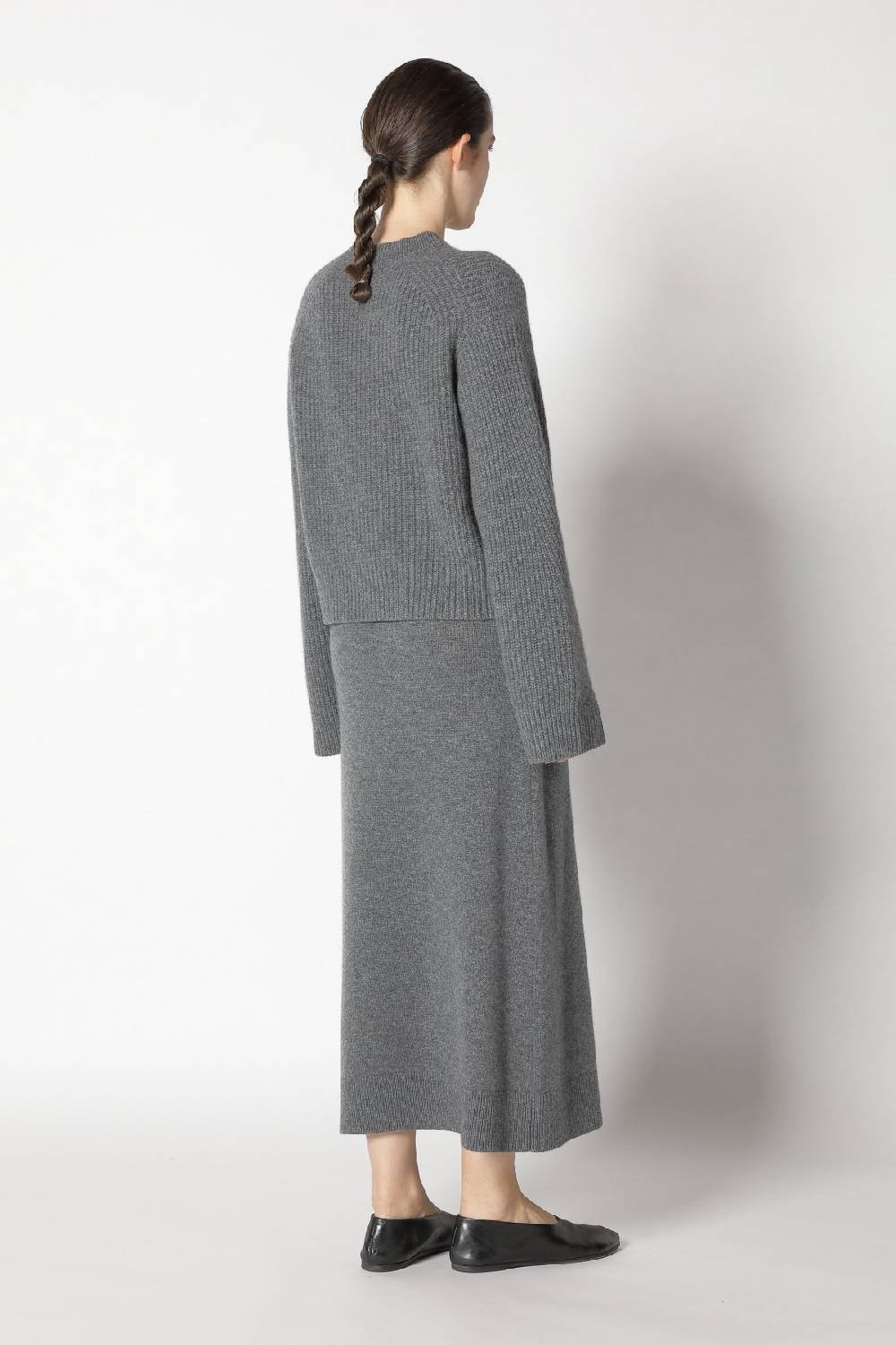 Sminfinity icon rib crew neck + pure A skirt Lagerräumung