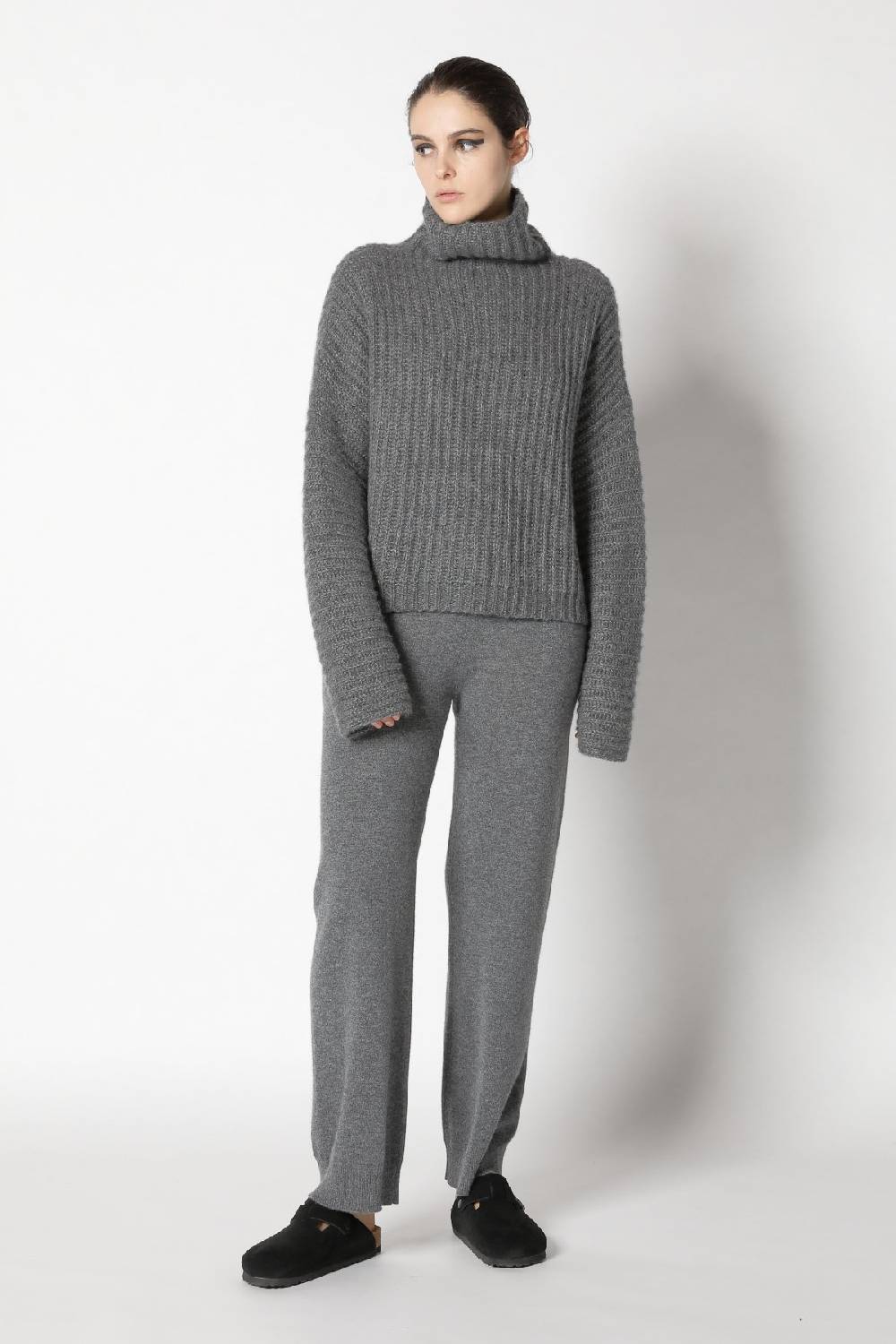 Sminfinity fluffy rib jacket + fluffy rib turtle + infinite palazzo pants Online Outlet
