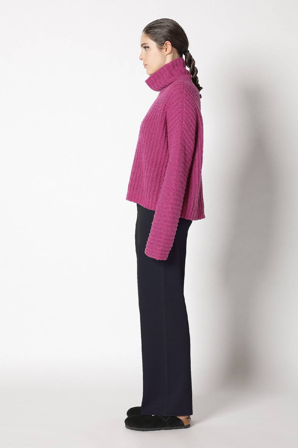 Sminfinity fluffy rib turtle + silky suit pants Räumungsverkauf