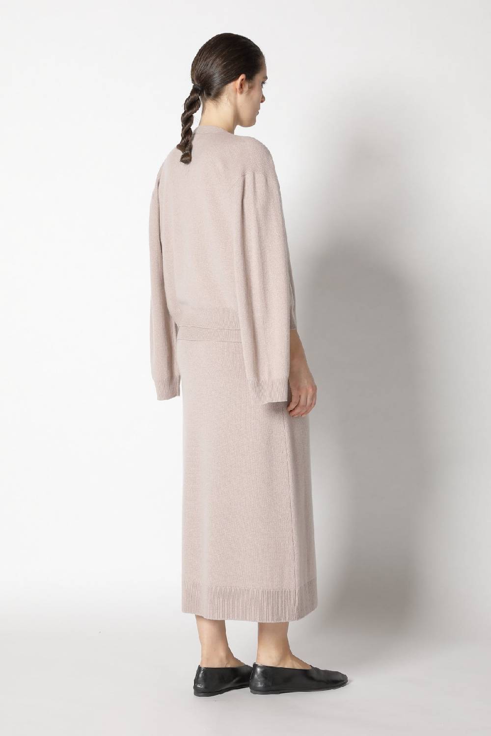 Sminfinity infinite cropped cardy + infinite crew T + pure A skirt JETZT KAUFEN