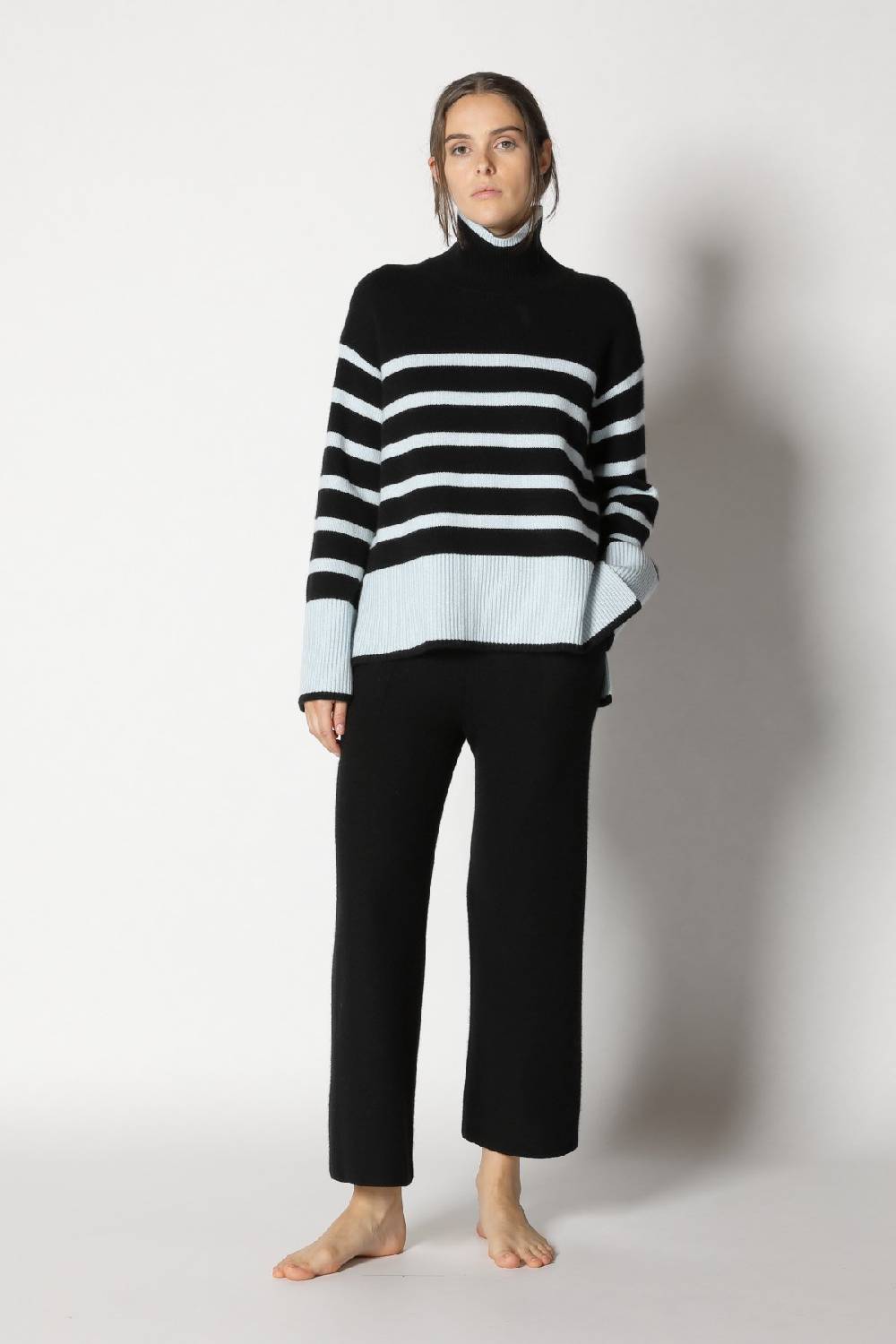 Sminfinity doubleface capecoat + slouchy striped turtle + gater cropped pants Saisonschlussverkauf