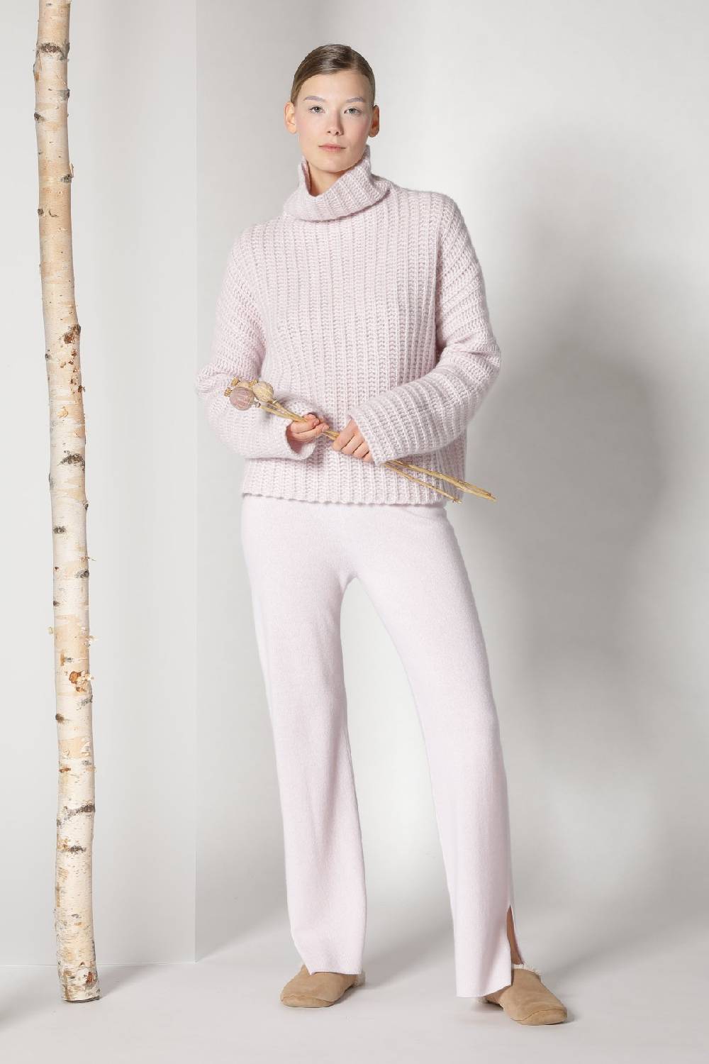 Sminfinity fluffy ribbed turtleneck jumper + pure slitted pants 50% Rabatt für begrenzte Zeit