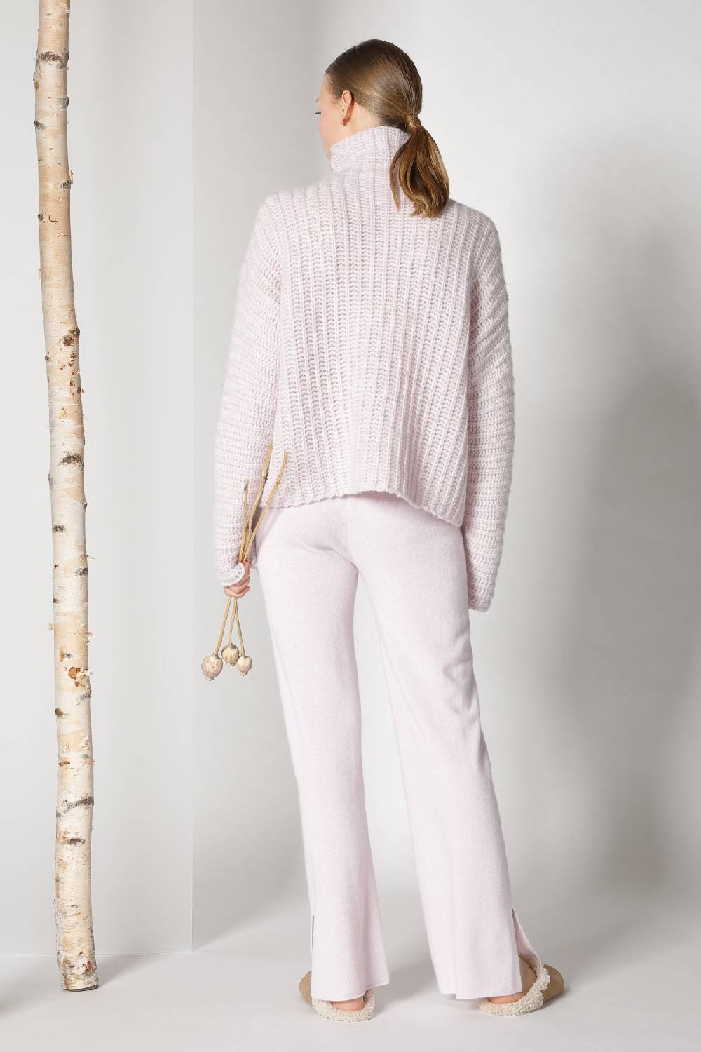 Sminfinity fluffy ribbed turtleneck jumper + pure slitted pants 50% Rabatt für begrenzte Zeit