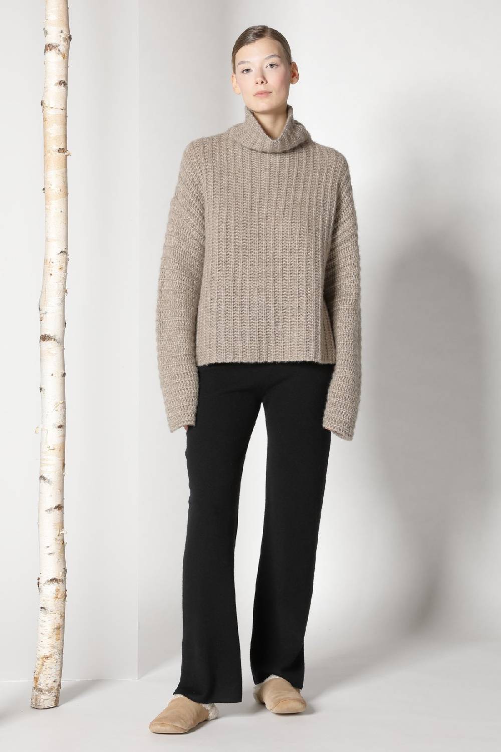 Sminfinity fluffy ribbed turtleneck jumper + pure slitted pants 50% Rabatt für begrenzte Zeit