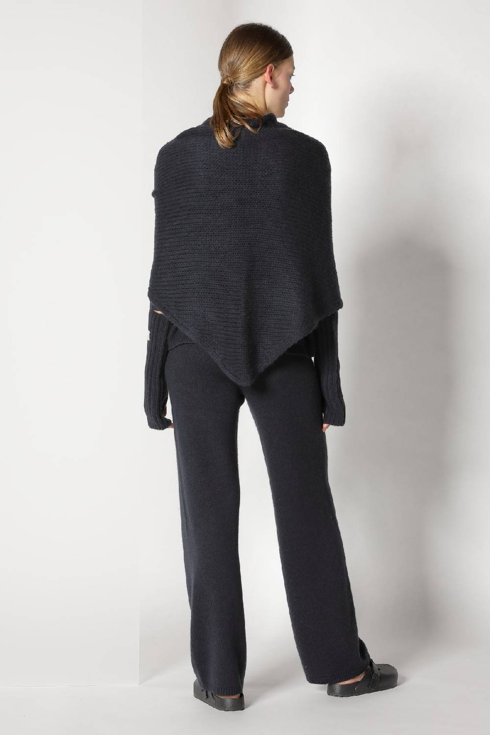 Sminfinity cosy triangle scarf + cosy gauntlets + cosy crew jumper + cosy palazzo pants Rabatt