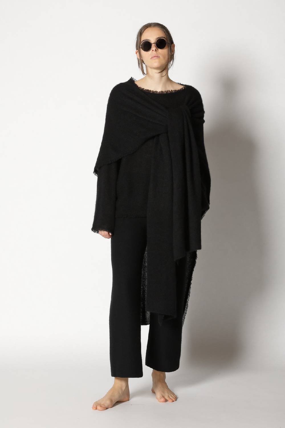 Sminfinity fluffy fringe boatneck + fluffy fringe cape + garter cropped pants Vatertagsangebot