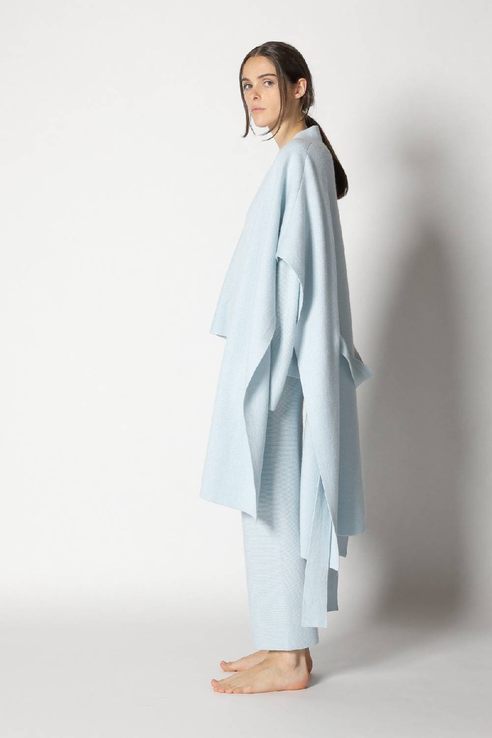 Sminfinity doubleface capecoat + garter V neck + garter cropped pants Exklusive Angebote