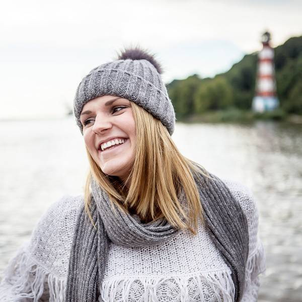 Sonia Originelli Schal Kunstfell Bommel Wolle Polyacryl Meliert Winter Lagerräumung