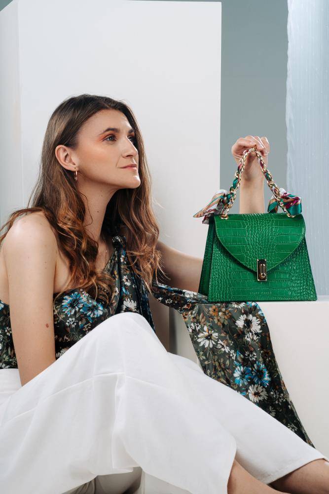 Stuff Maker Handtasche Melli in Grün Online Outlet