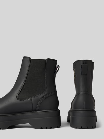 Peek & Cloppenburg Tommy HilfigerChelsea Boots mit Label-Detail in black JETZT KAUFEN