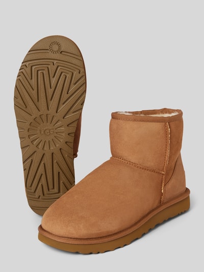 Peek & Cloppenburg UGGBoots aus Leder Modell 'CLASSIC MINI' in camel Vierteljährliche Förderung