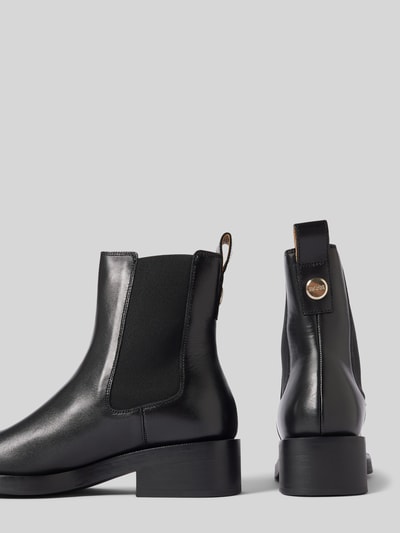 Peek & Cloppenburg BOSSChelsea Boots mit elastischen Einsätzen Modell 'Iryna' in black Hotsell