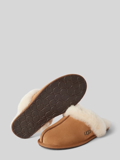 Peek & Cloppenburg UGGHausschuhe aus Leder Modell 'SCUFFETTE II' in camel Schlussverkauf